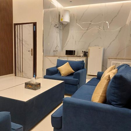 Mabahj Garnatha Hotel Apartments Сухар Екстериор снимка